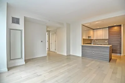 1 Franklin Street #1810