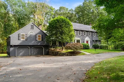 221 Country Drive 1