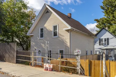 24 Illinois Street
