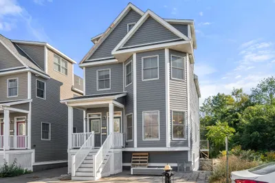 2 Westbrook St #2-1 1