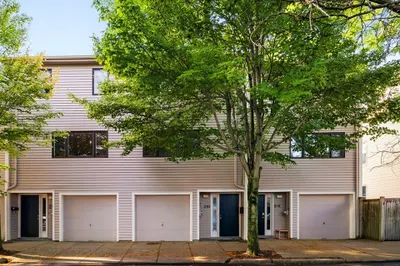210 Charles Street #210