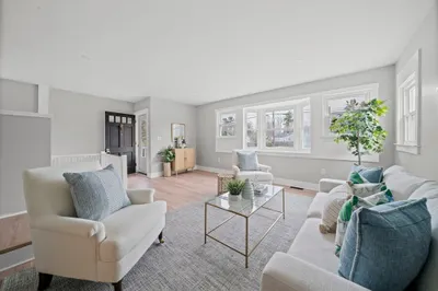 16 Prouty Ave 1