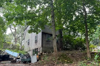 158 Brook Rd