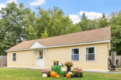 51 Richardson Avenue 1