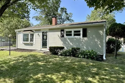 17 Rondeau Road 1