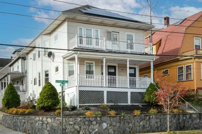 181 Metropolitan Ave #1
