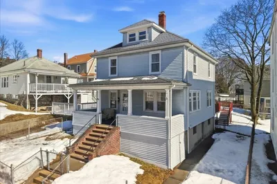 35 Standard St