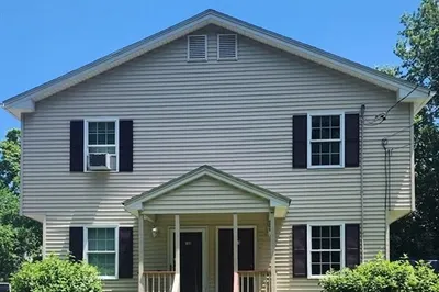 135 Moxon St 1