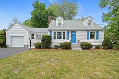 40 Kingman St 1