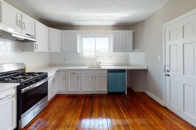 280 Mcgrath Highway #2