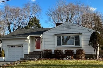 49 Cornish St