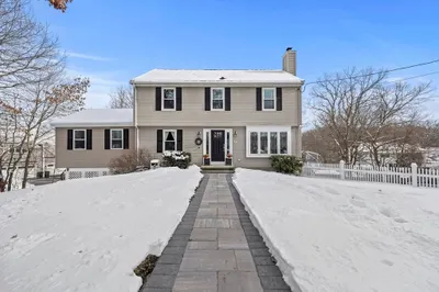 2 Baldwin Avenue 1
