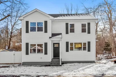 11 Wadsworth Rd