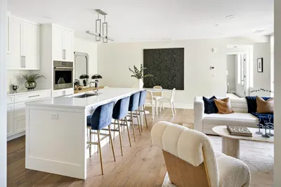 20 Kinmonth Rd #202