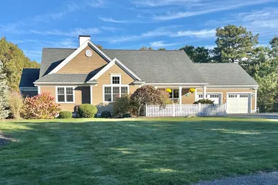 54 Overlook Cir 1