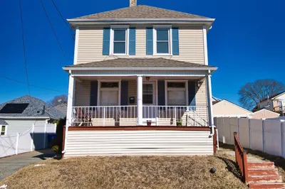 206 Lawton St 1
