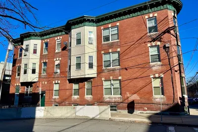 57 4th Street #2