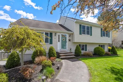 35 Sir Joseph Ct 1