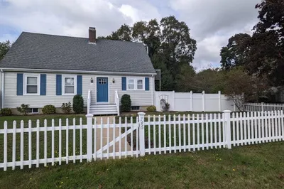 146 County St