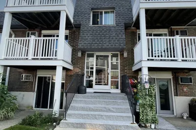 145 Essex Ave #308 1