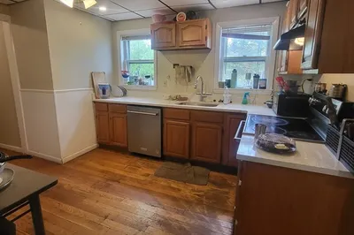 39 Florence St #1 1