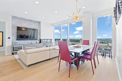 188 Brookline Ave #19E 1
