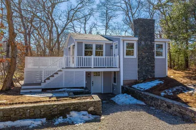 15 Manomet Beach Blvd 1