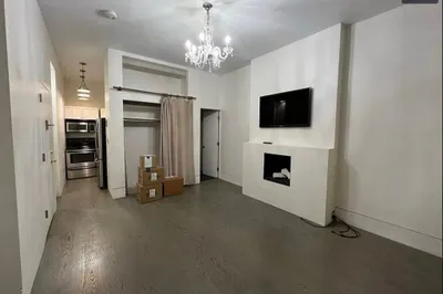 82 Berkeley St #2