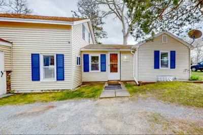 9 Bells Neck Rd #2 1