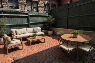 28 Phillips St #M 1