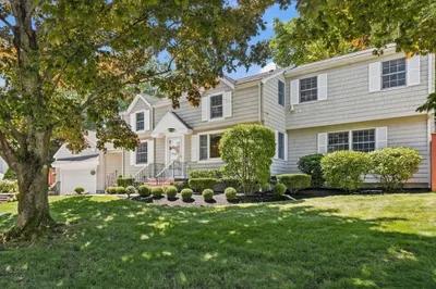 8 Emery St 1