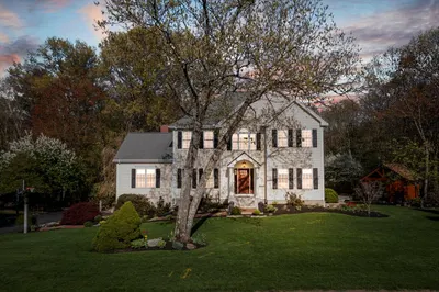 8 Hickory Drive 1