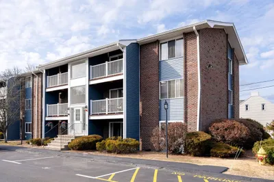 5 Woodcrest Ct #2 1