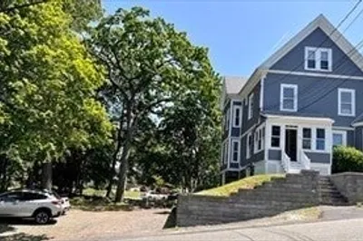 14 Fairview Ave #4