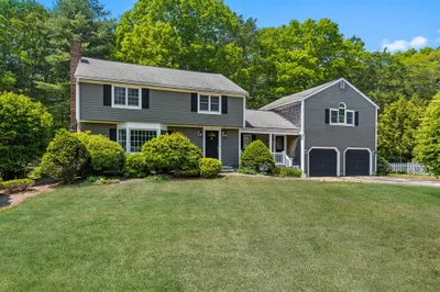 74 Maplewood Dr