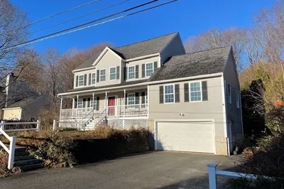 36 Dwight St