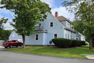 106 Webster St