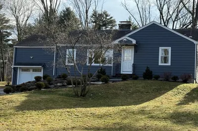 81 Brush Hill Rd