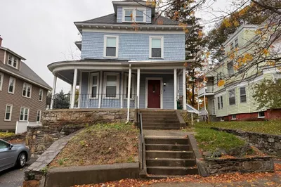 5 Stoneland Road