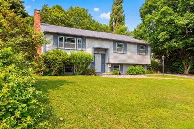 106 Tanglewood Dr 1