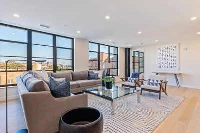 76 Wareham St #4C