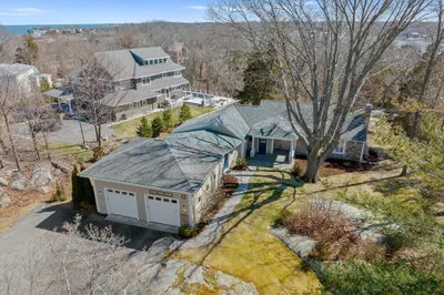 85 Nichols Rd 1