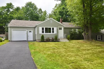 148 Knollwood St 1