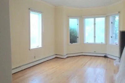 16 Montgomery Ave #1
