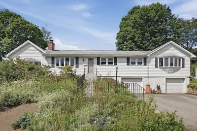 11 Farmington Circle 1