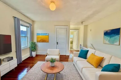 19 Pierce St #19A