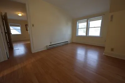 6 Harriet St #3