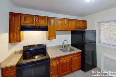 714 Cummins Hwy #1