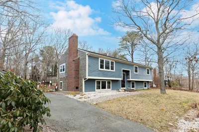 26 Spencer Dr