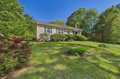 5 Barlow Ln
